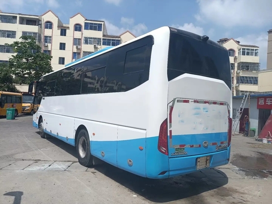 エアコンZhongtong LCK6108Dが付いている使用された教会バス前部エンジン6シリンダー220hpリーフ・スプリング45座席