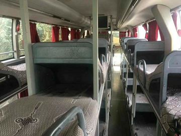 極度のスペース金使用されたYUTONGは2012年47人の眠る人のディーゼル モーターをバスで運びます